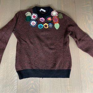 Woman’s Sweater Rust/Black With Embroidered Flowers Small